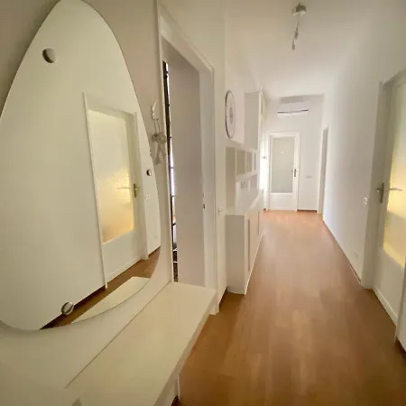 Appartmentslapiazzetta -1-2-6 Apartament